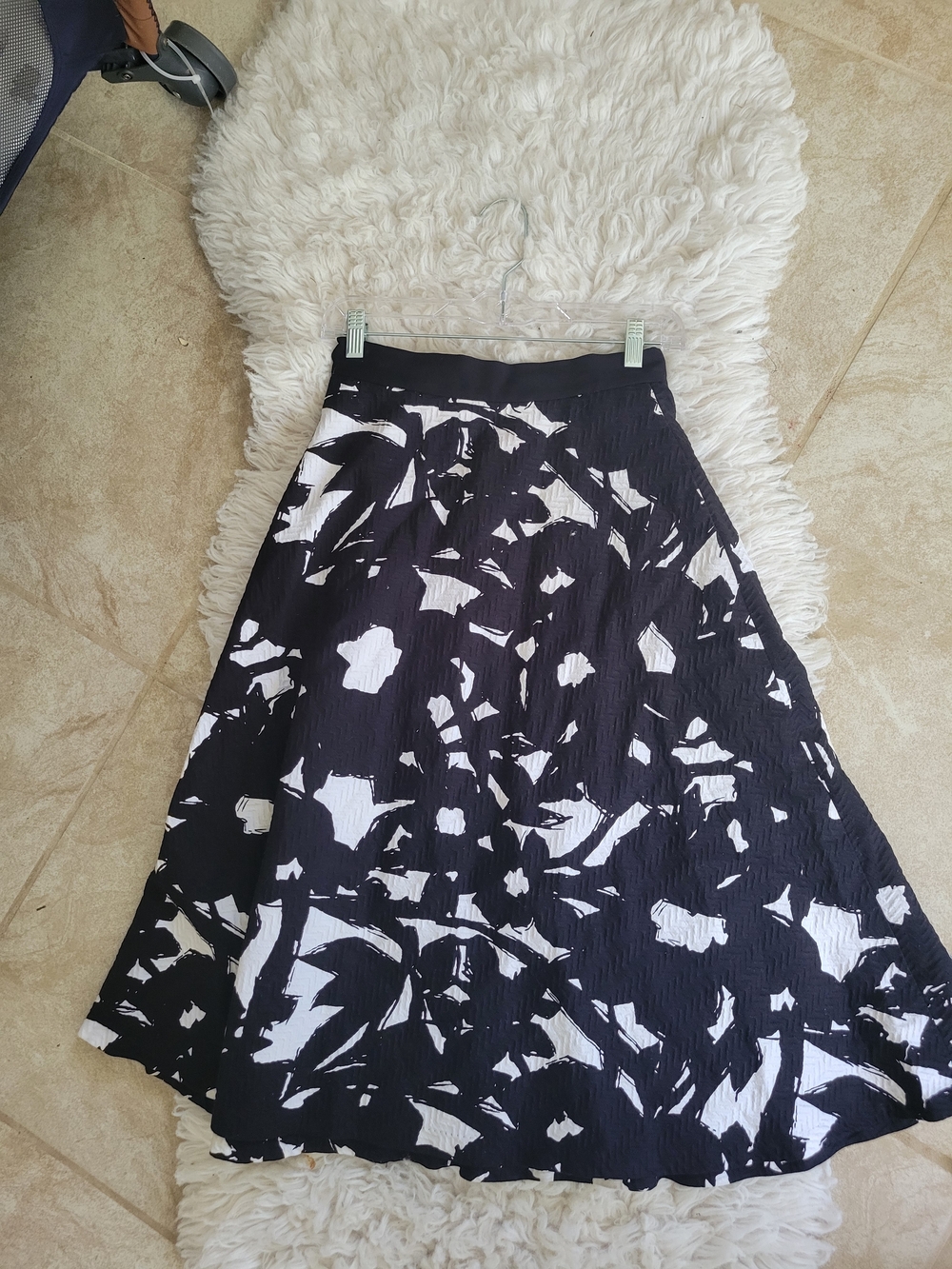 Banana Republic Black & White Abstract Circle Skirt